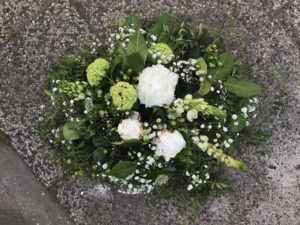 Låg begravningsdekoration Begravningsblomma
